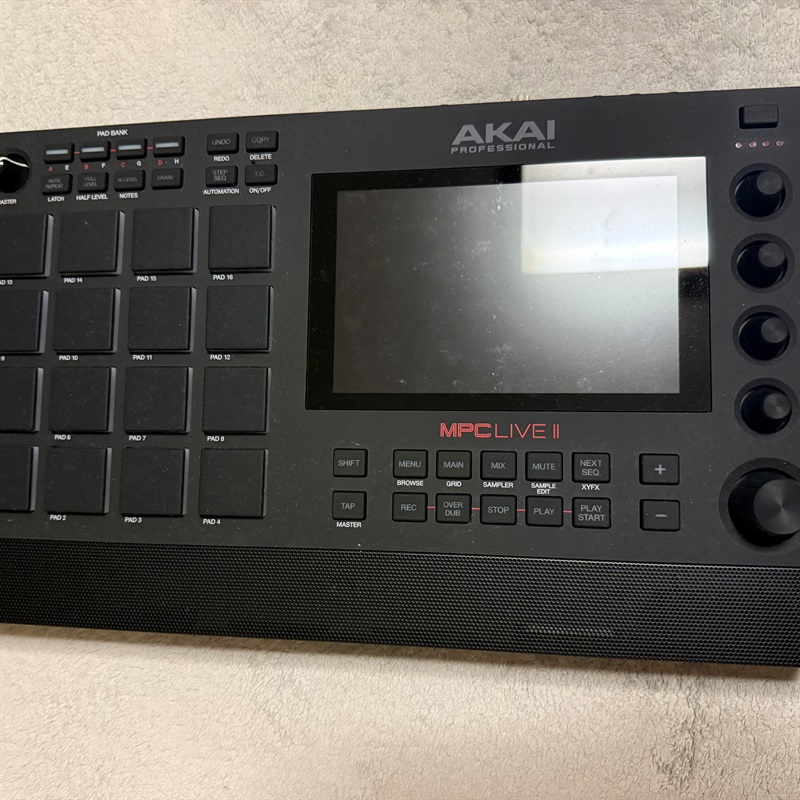 AKAI MPC LIVE IIの画像